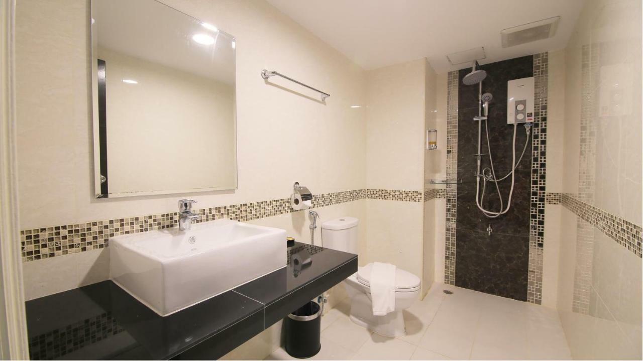 M Soho Danok Hotel Sadao Exterior photo