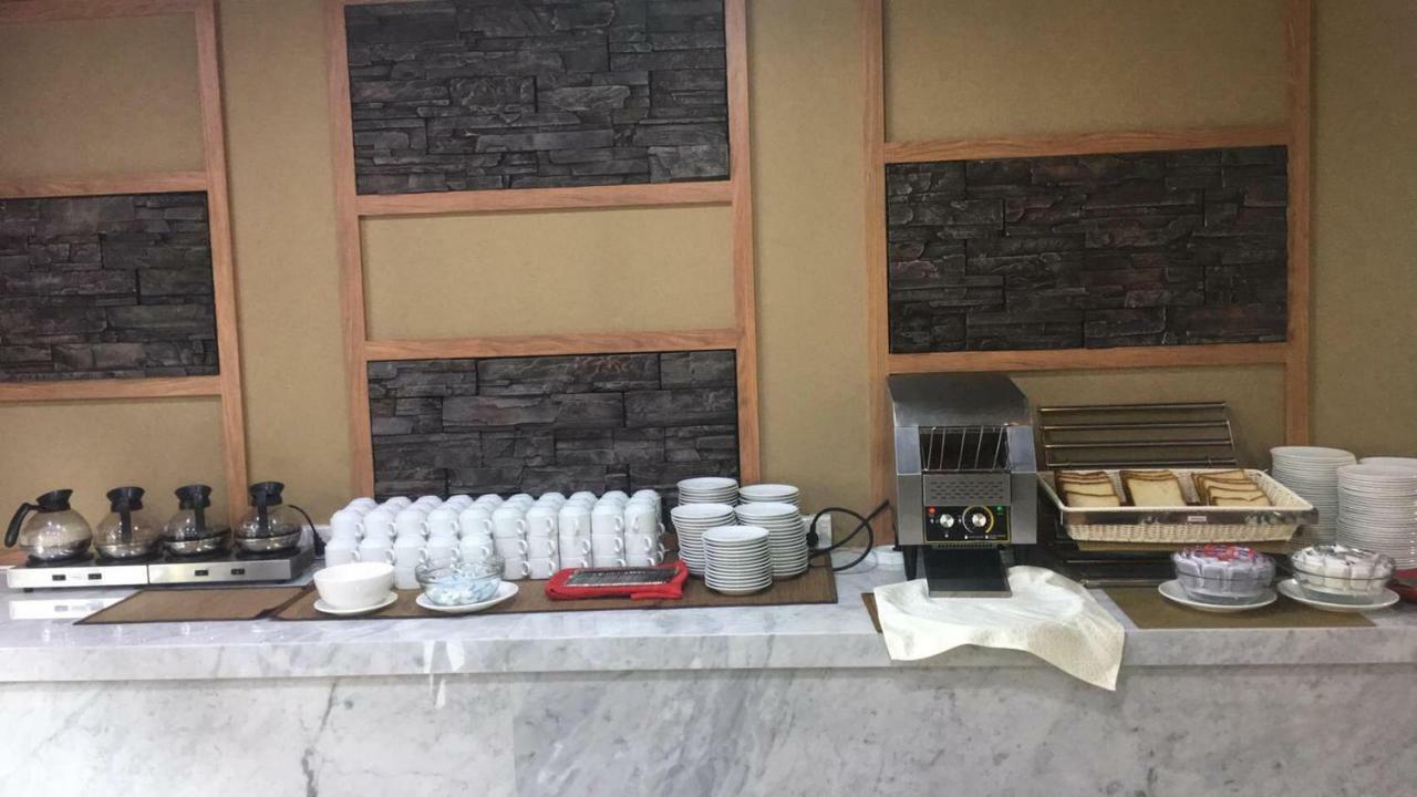 M Soho Danok Hotel Sadao Exterior photo